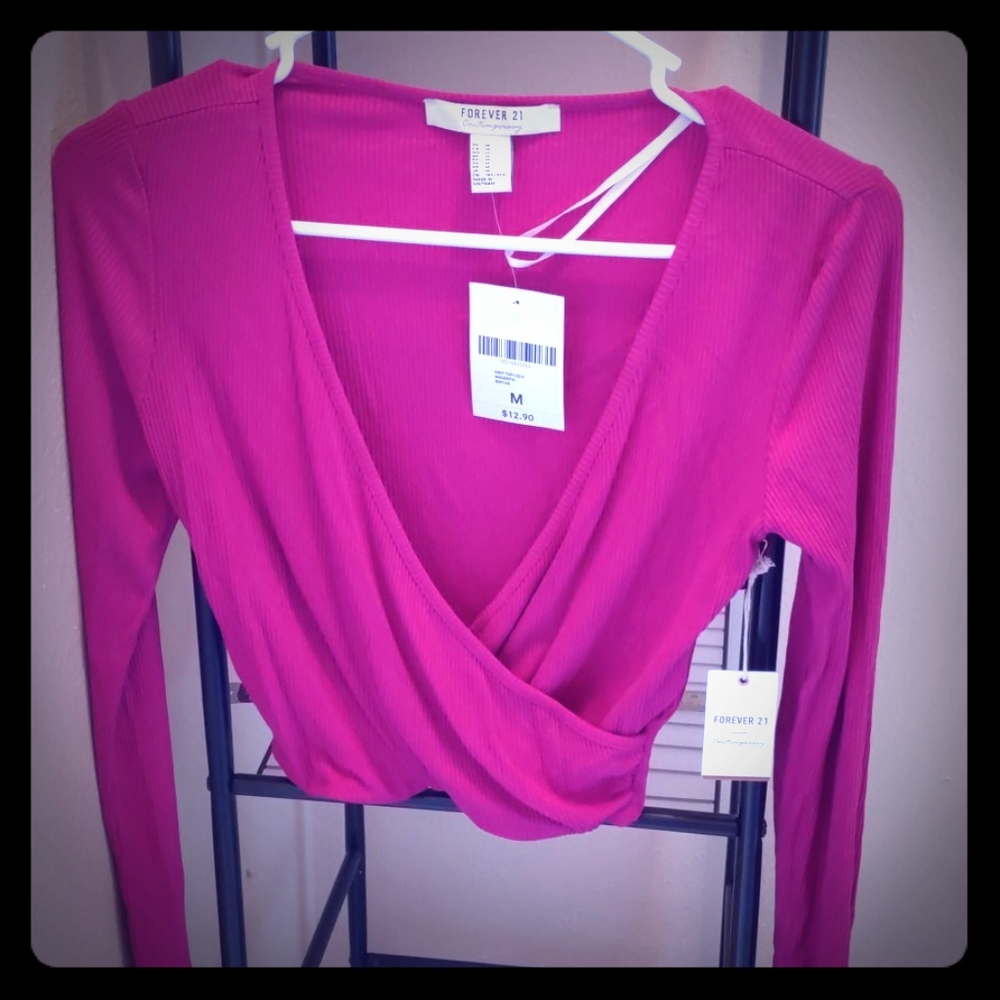 NWT Fushcia Long Sleeve Crop Top